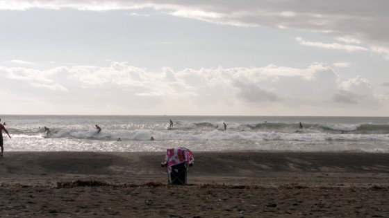 2011/09/18 8:10 静波海岸堤防横